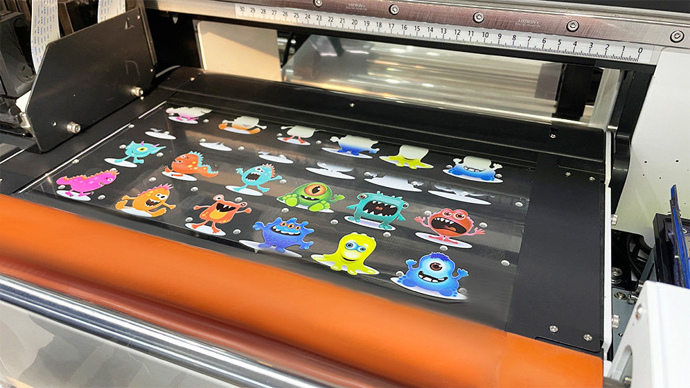 เครื่องพิมพ์หนังโอน DTF ความละเอียดสูง ด้วย CMYK W+V Ink Color Multiple Rip Interfaces